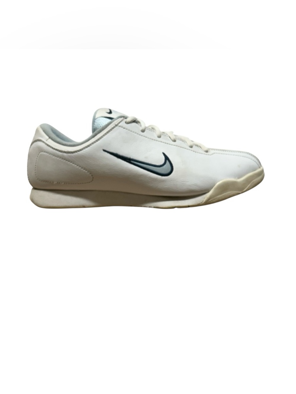 Nike Air Womens Size 9.5 Sneakers Running Gym Training Activewear Leather Top